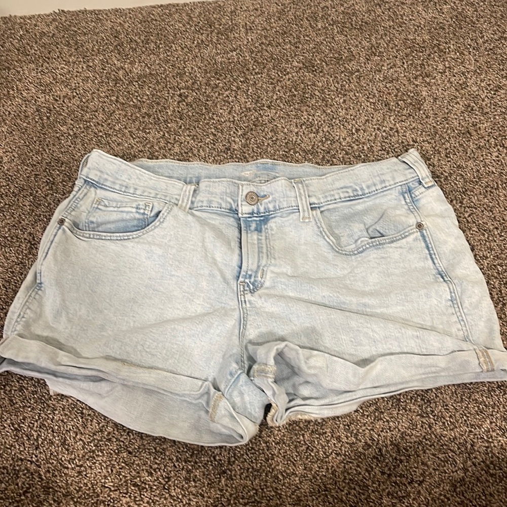 Light washed Jean shorts! Great condition!